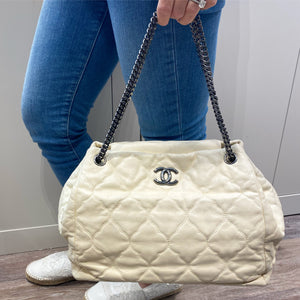 Chanel cream shoulder bag