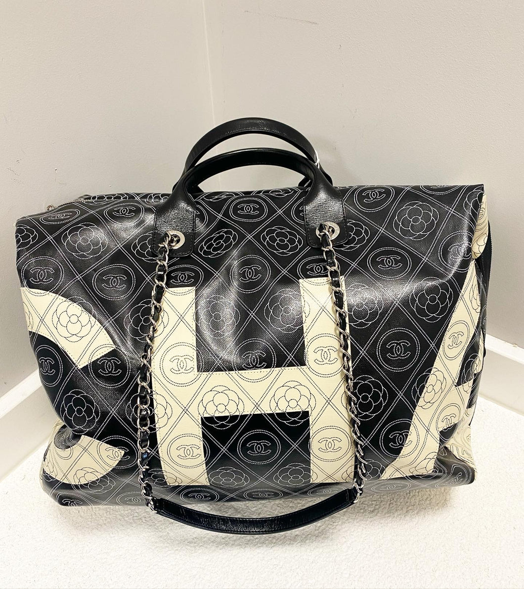 Chanel large Camilla duffle bag