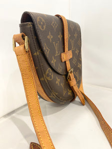 Louis Vuitton- Monogram Chantilly PM