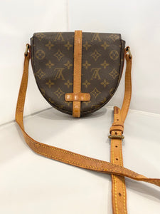 Louis Vuitton- Monogram Chantilly PM