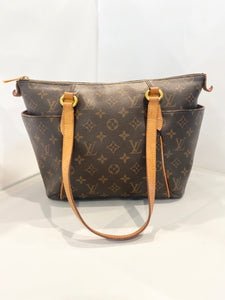 Louis Vuitton- Monogram Totally PM