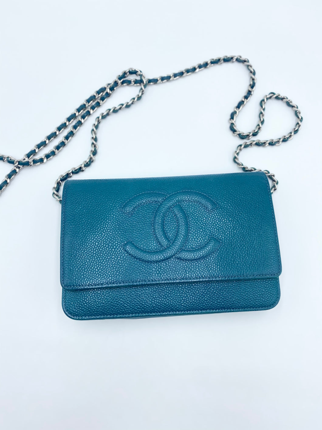 Caviar Logo Wallet On Chain