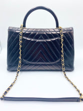 Chevron Chic Coco Medium Handle Bag